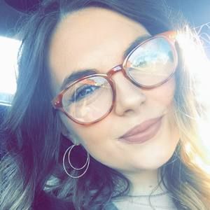 Meet your Posher, Briana